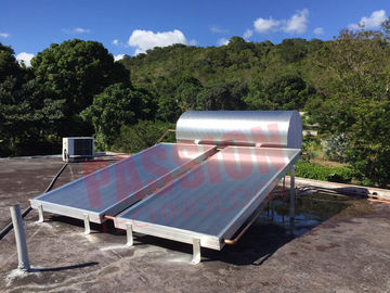 Semplice sistema di riscaldamento solare per acqua calda Thermosyphon Blue Titanium Solar Collector