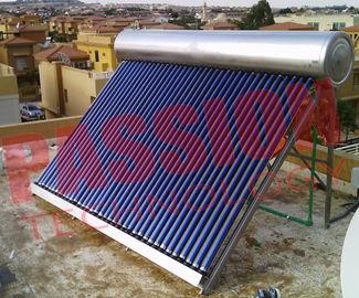Scaldabagno solare del tubo a vuoto intelligente del regolatore per varia capacità domestica